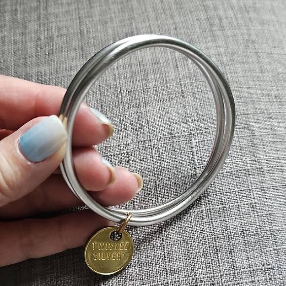 Gold and Silver Bracelet - Picture 3 of 6